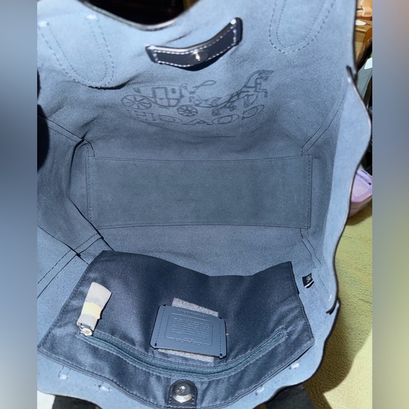 Coach Derby Tote With Horse And Carriage Bag NWT - Picture 6 of 11